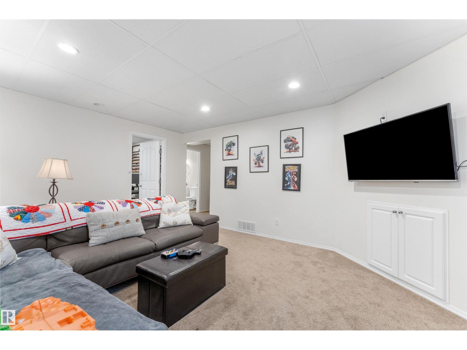 15 Willowby CL - Image 39