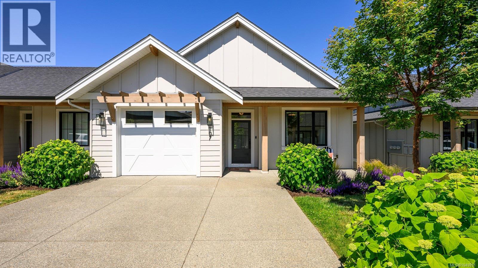 #107 4098 Buckstone Rd - 3