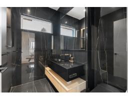 16018 9a Avenue, Surrey, BC V4A9A7 Photo 17