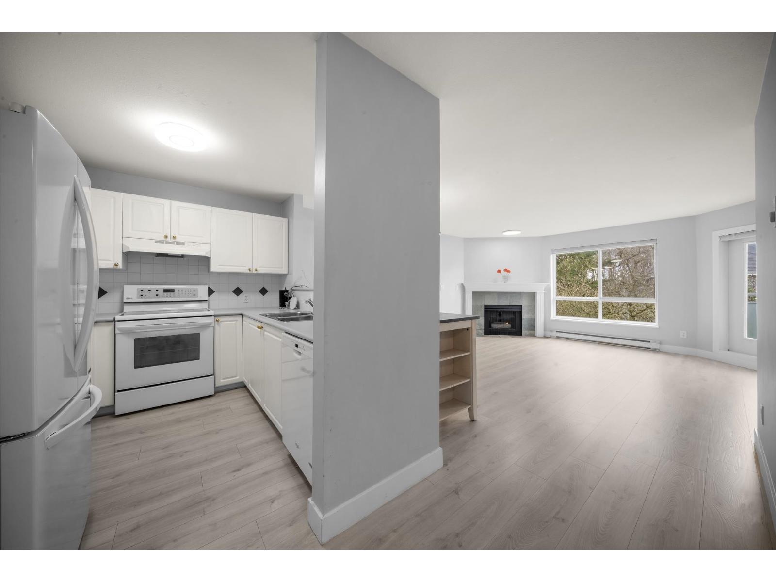 205 13680 84 AVENUE, Surrey — photo 8