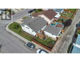 303 Strathaven Drive - photo 12