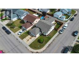 303 Strathaven Drive - photo 10