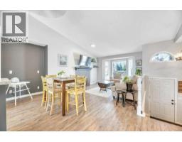 303 Strathaven Drive - photo 15