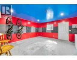 303 Strathaven Drive - photo 43