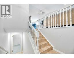 303 Strathaven Drive - photo 13