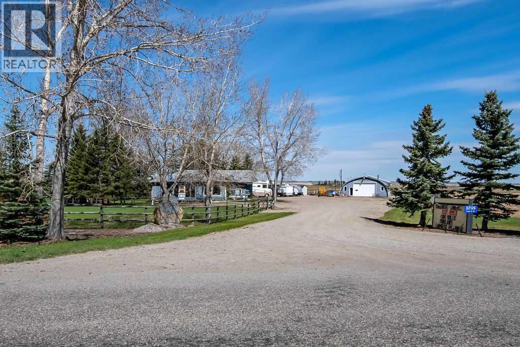 32126 Coal Trail W, Rural Foothills County — photo 5