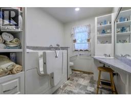 32126 Coal Trail W, Rural Foothills County, AB T1V1M6 Photo 22