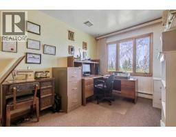 32126 Coal Trail W, Rural Foothills County, AB T1V1M6 Photo 25
