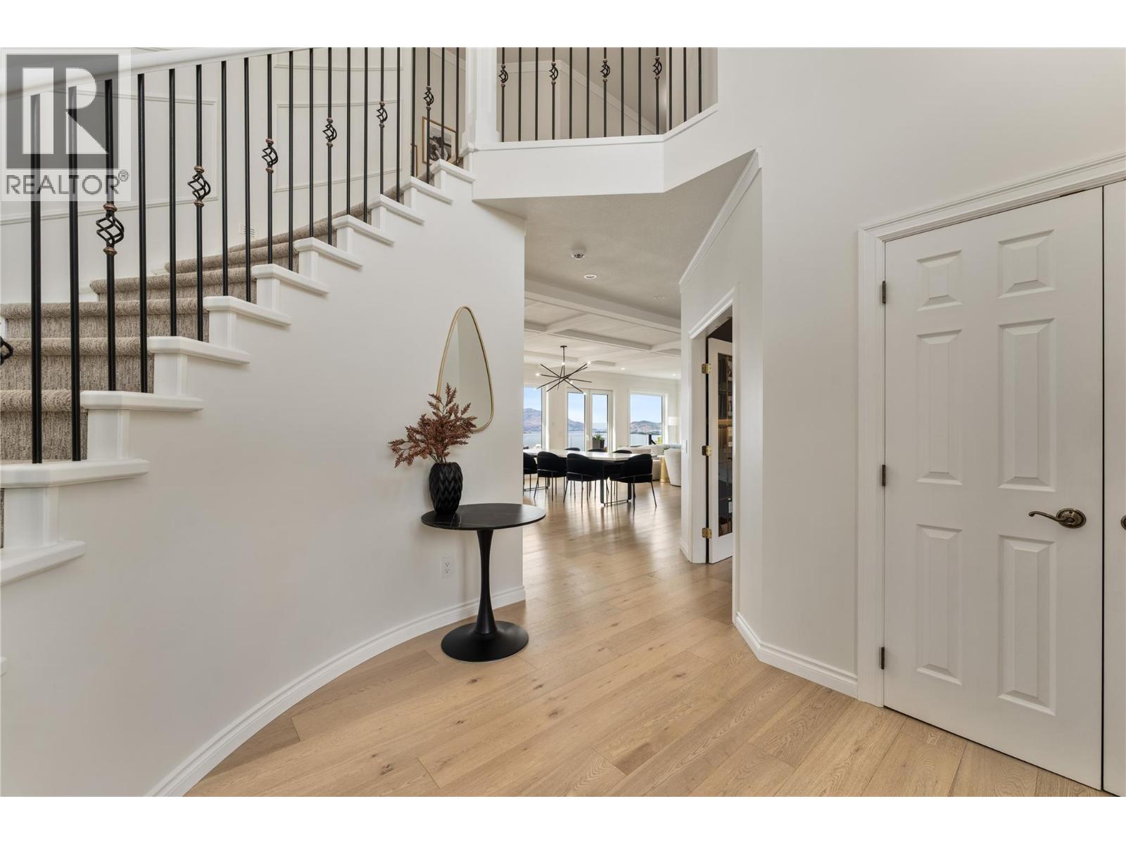 408 Okaview Road, Kelowna