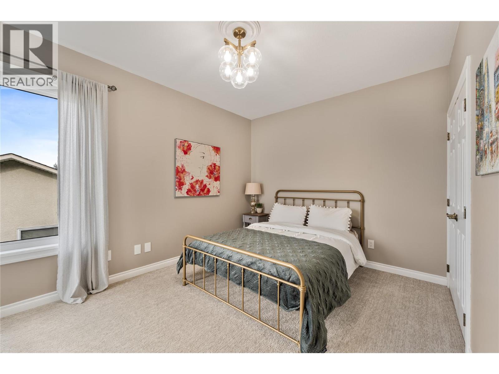 408 Okaview Road, Kelowna