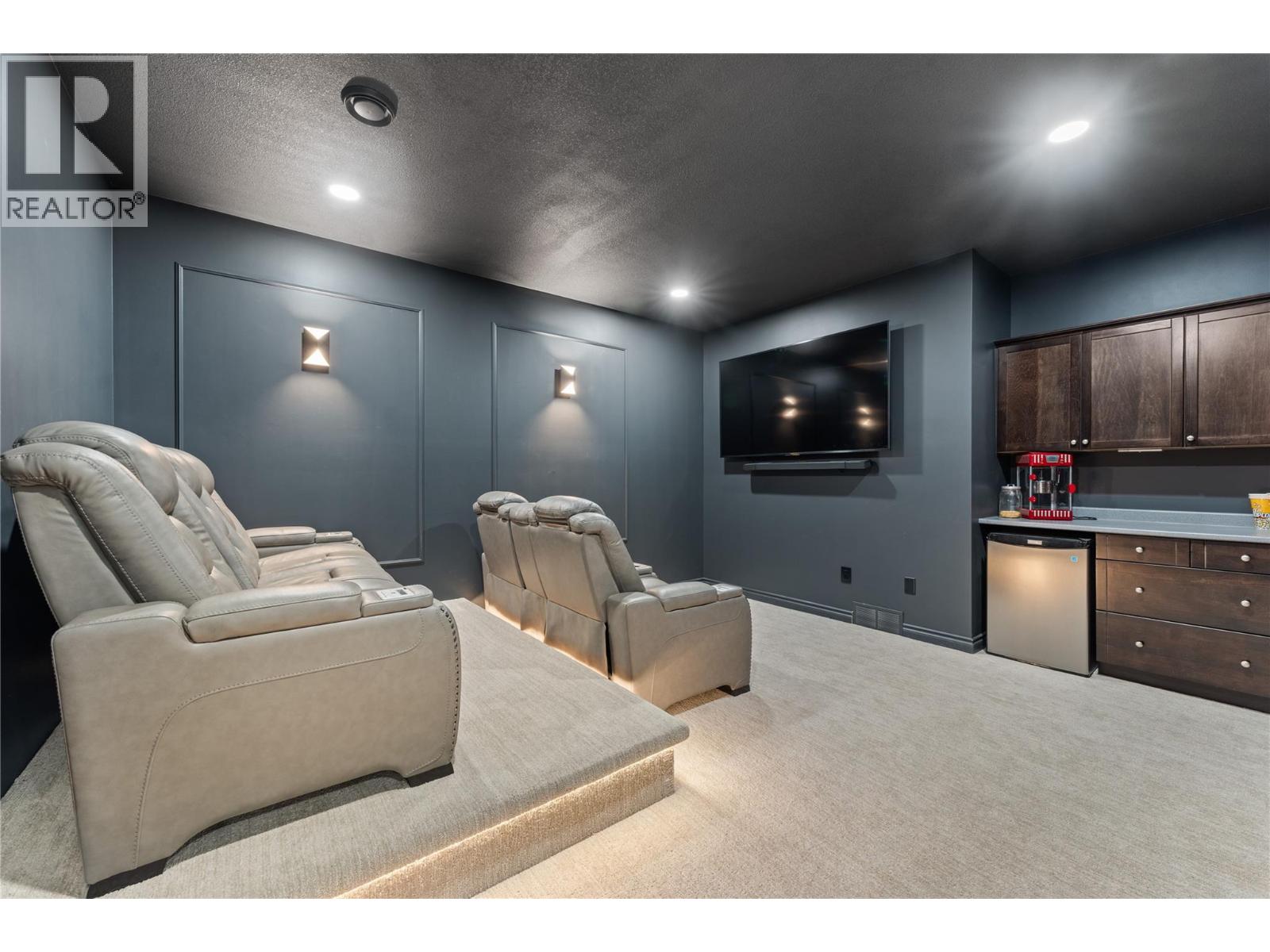 408 Okaview Road, Kelowna