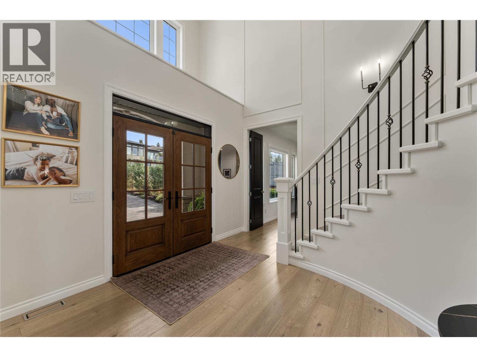 408 Okaview Road, Kelowna — photo 4