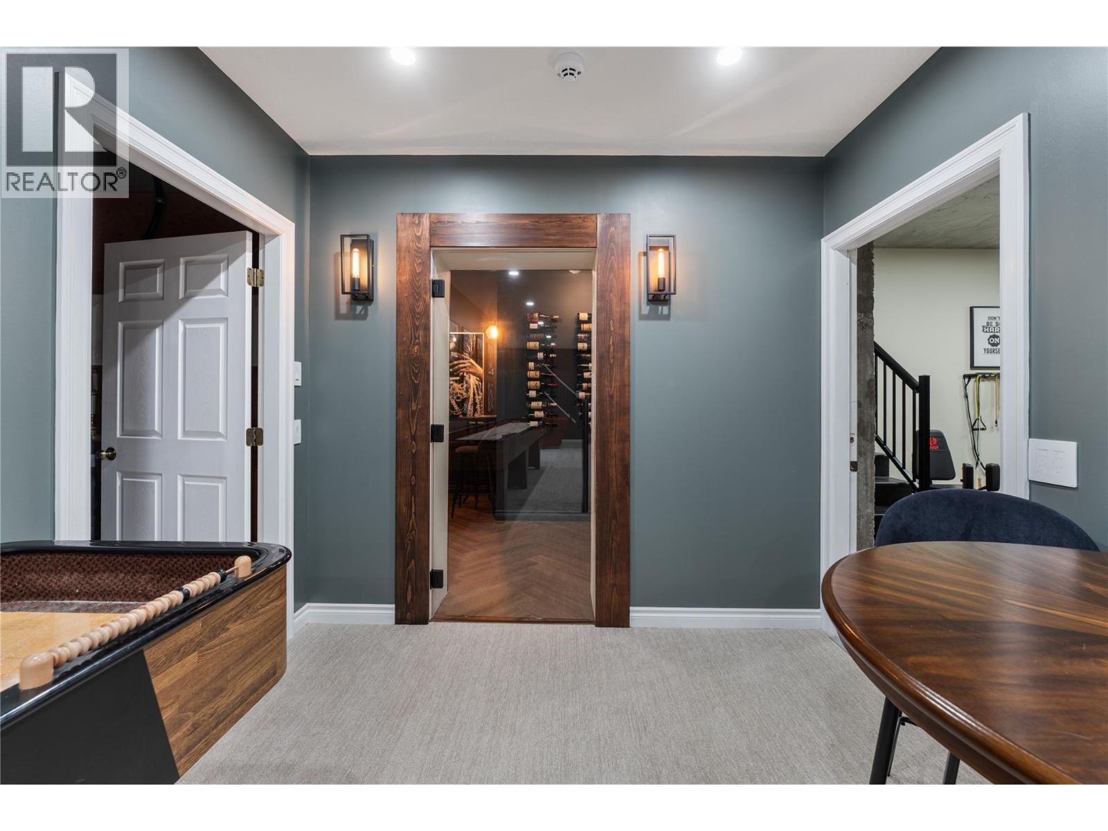 408 Okaview Road, Kelowna