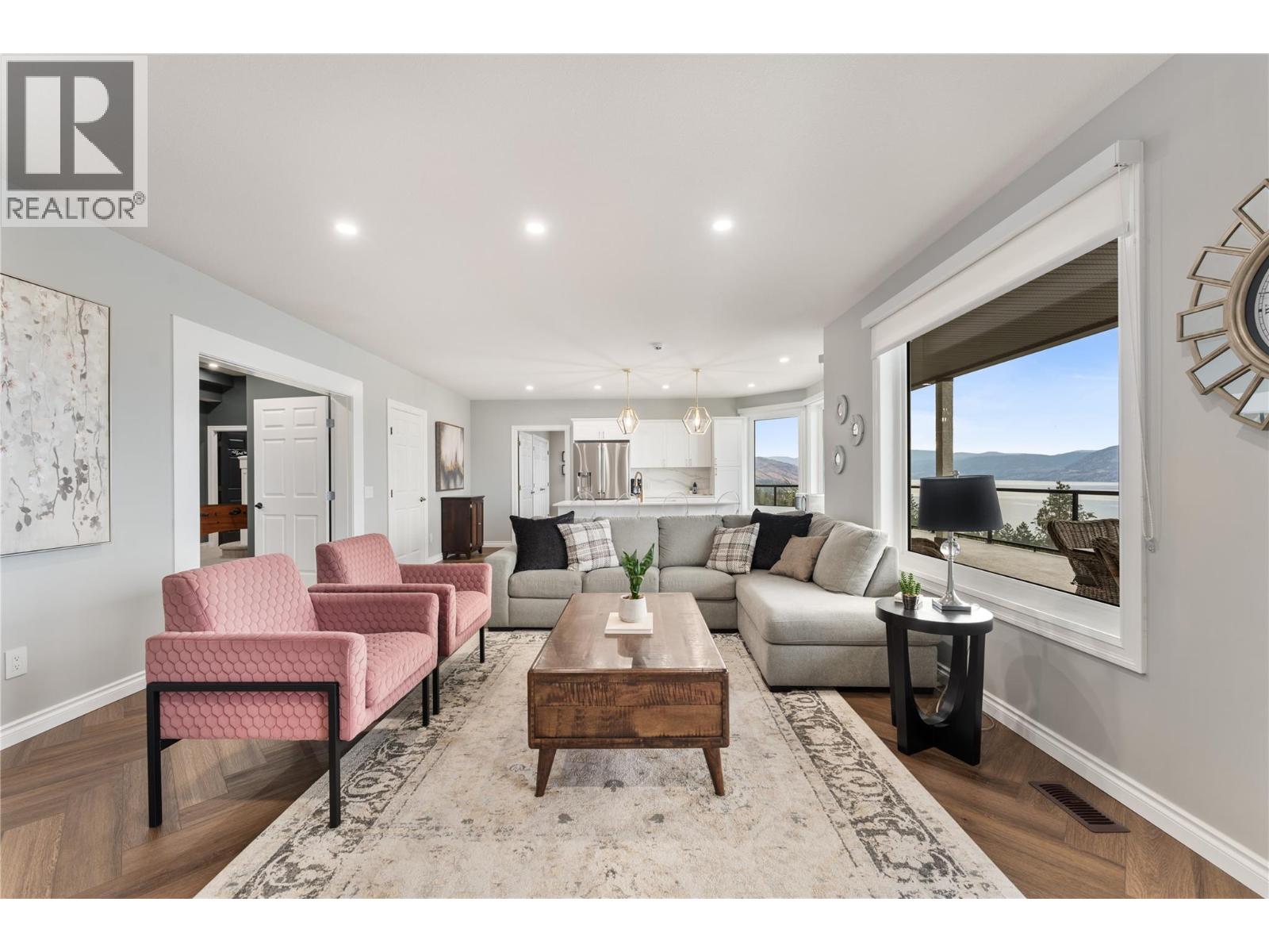 408 Okaview Road, Kelowna