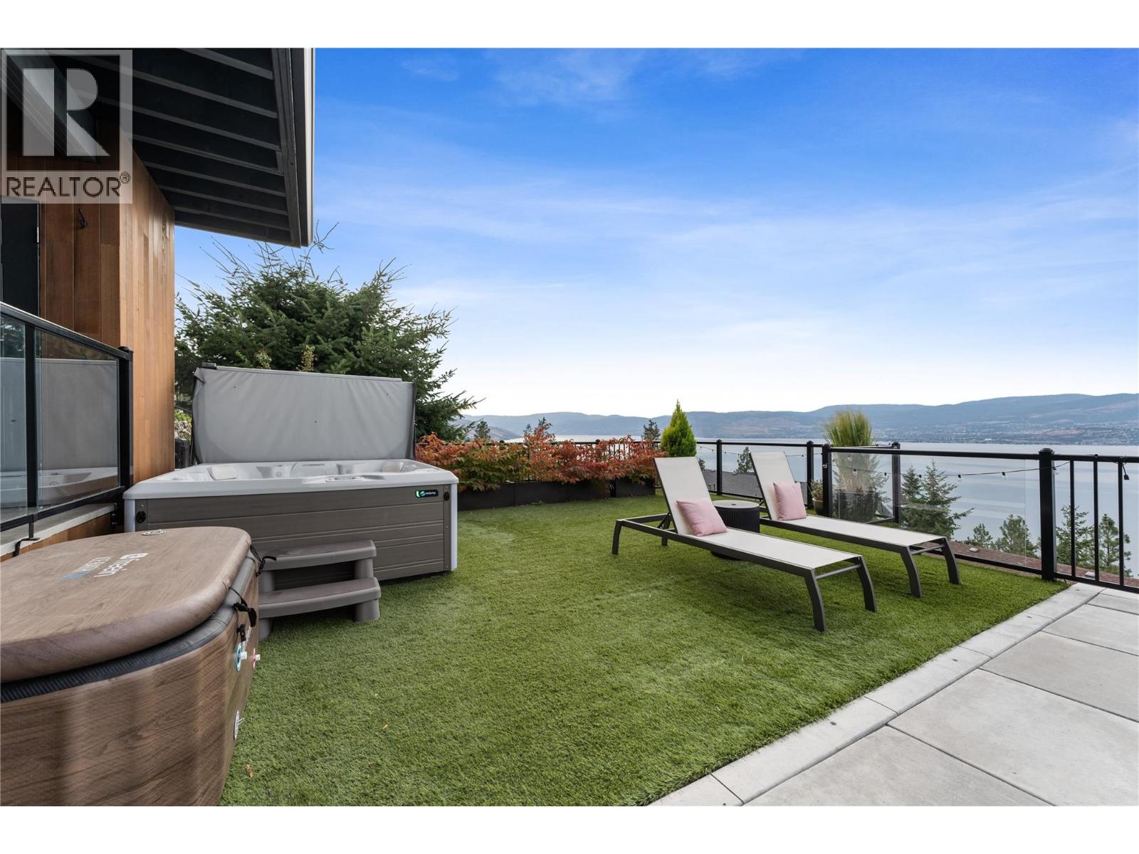 408 Okaview Road, Kelowna