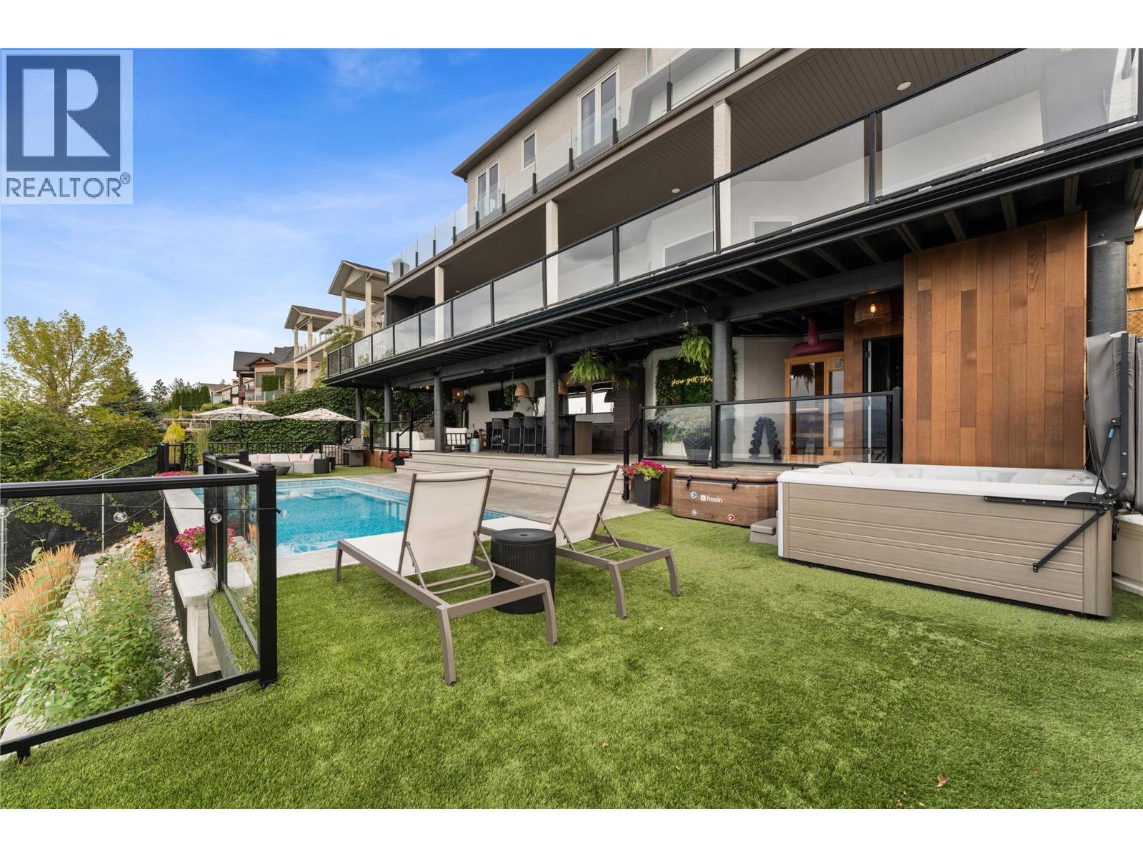 408 Okaview Road, Kelowna