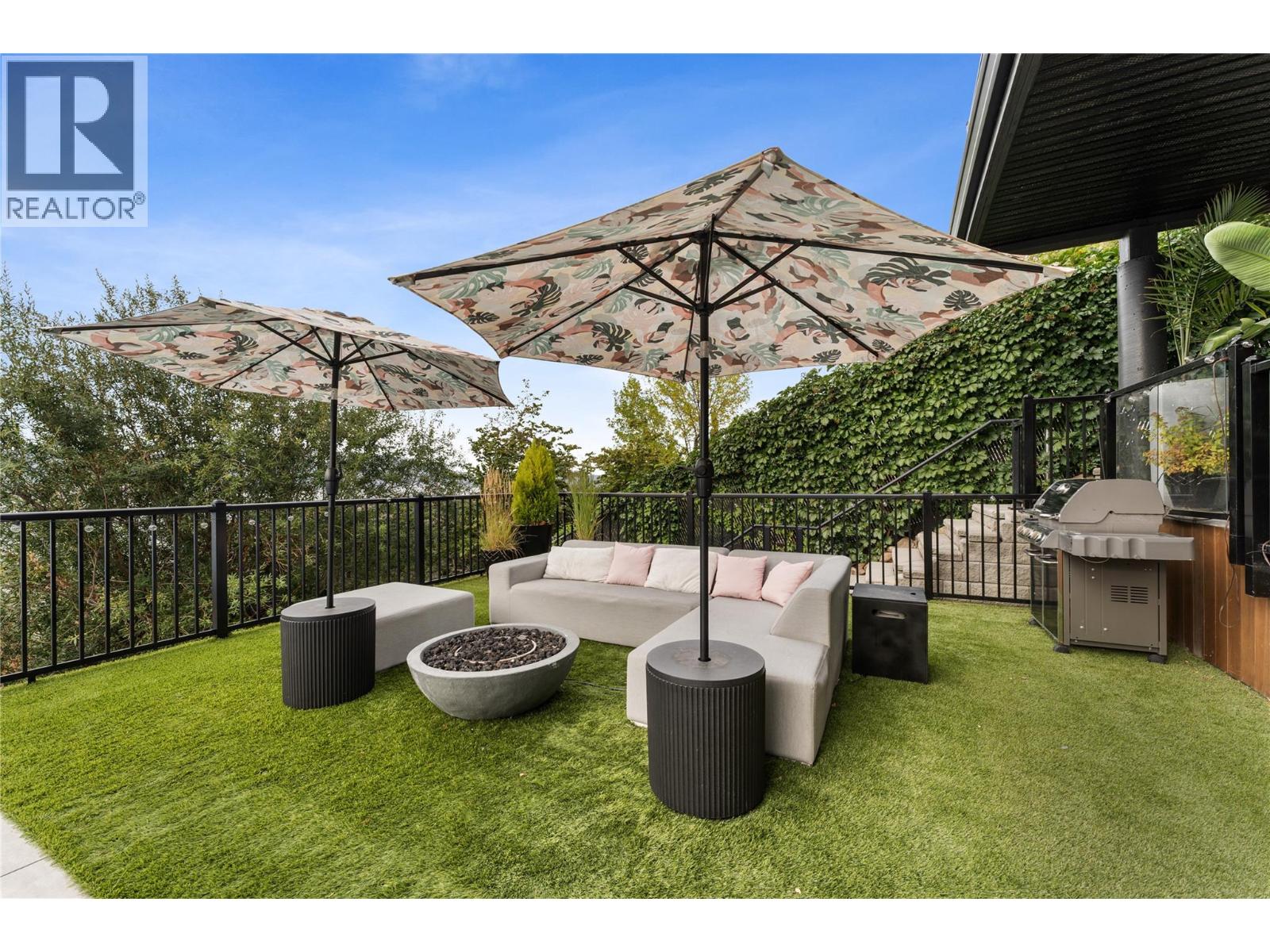 408 Okaview Road, Kelowna