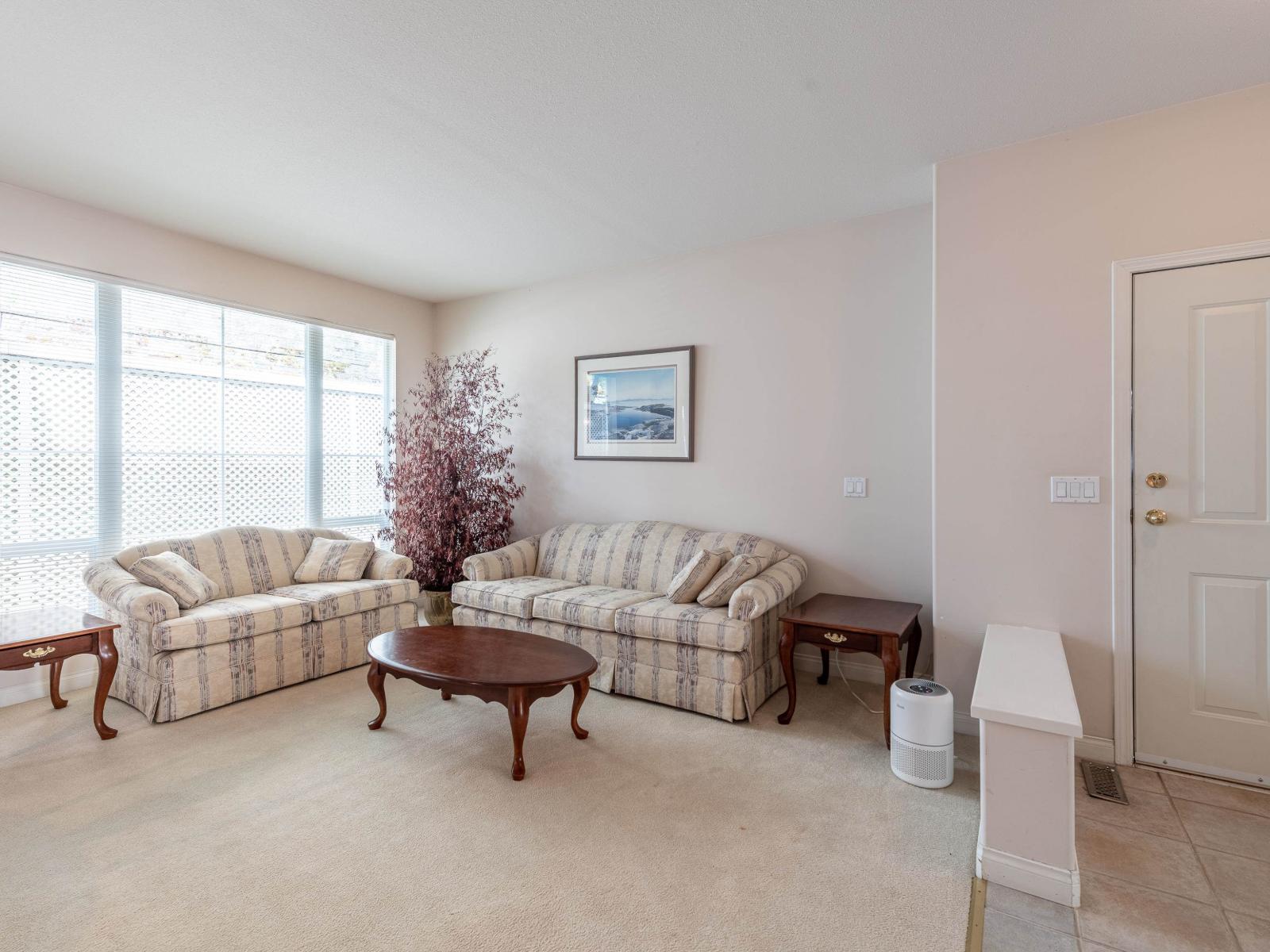 1155 VIDAL STREET, White Rock — photo 6