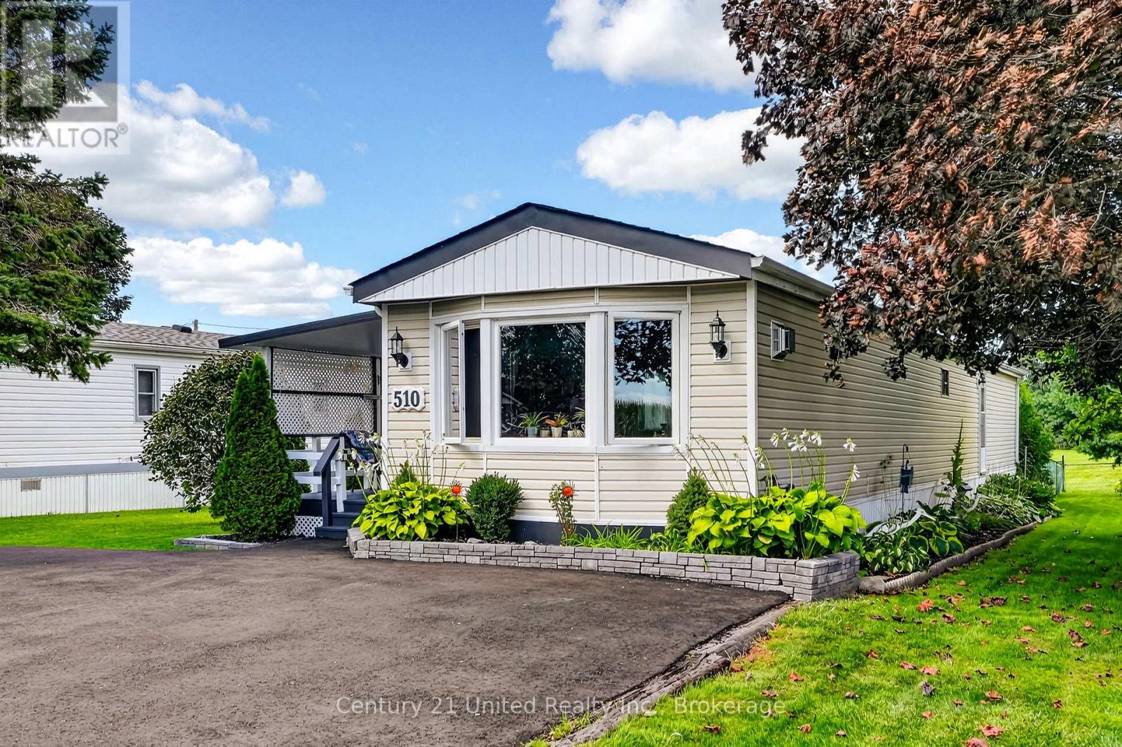 510 CUNNINGHAM CRESCENT - 2