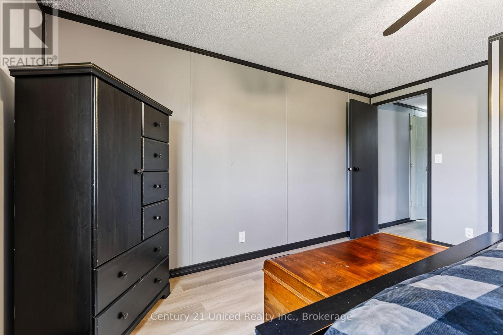 510 CUNNINGHAM CRESCENT - Image 30