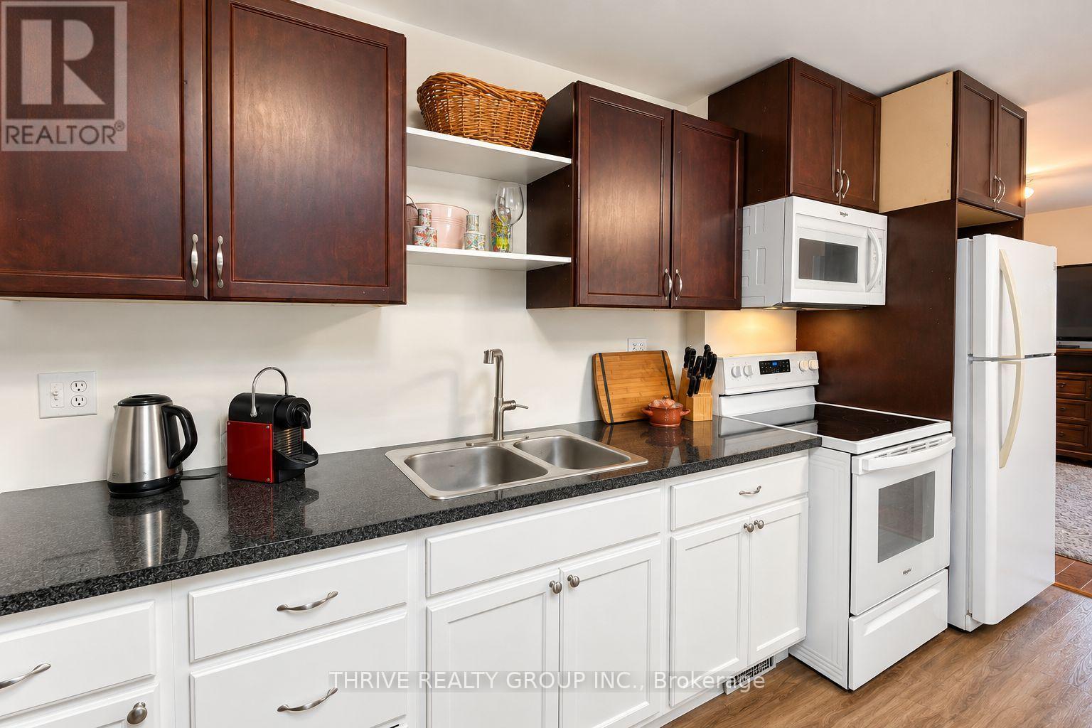 UPPER - 162 TECUMSEH AVENUE E, London South (South F) — photo 6