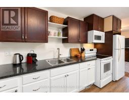 Upper - 162 Tecumseh Avenue E, London South, ON N6C1S4 Photo 6
