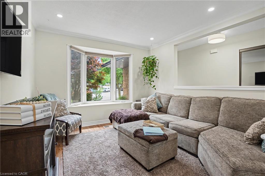 103 GLENASHTON Drive, Stoney Creek — photo 7