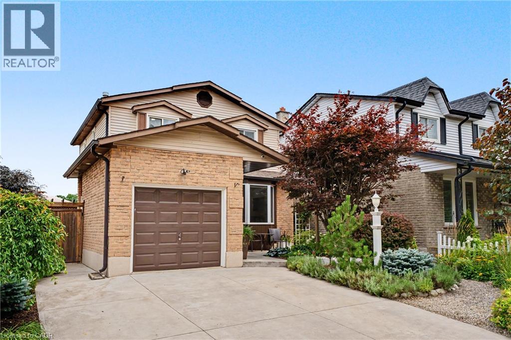 103 GLENASHTON Drive, Stoney Creek — photo 1