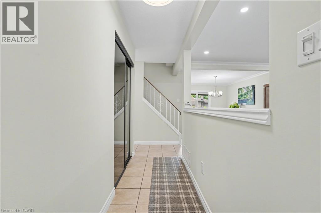 103 GLENASHTON Drive, Stoney Creek — photo 5