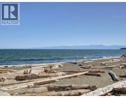 280 Milburn Dr, Colwood, BC V8W4A3 Photo 44