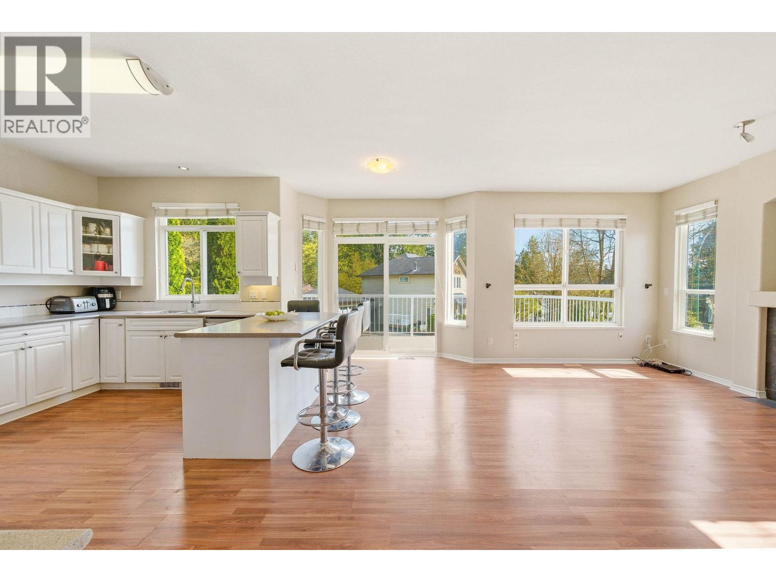 23800 KANAKA WAY, Maple Ridge — photo 6