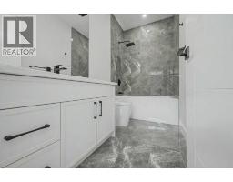 Bedroom - 8310 34 Avenue Nw, Calgary, AB T3B1R2 Photo 13