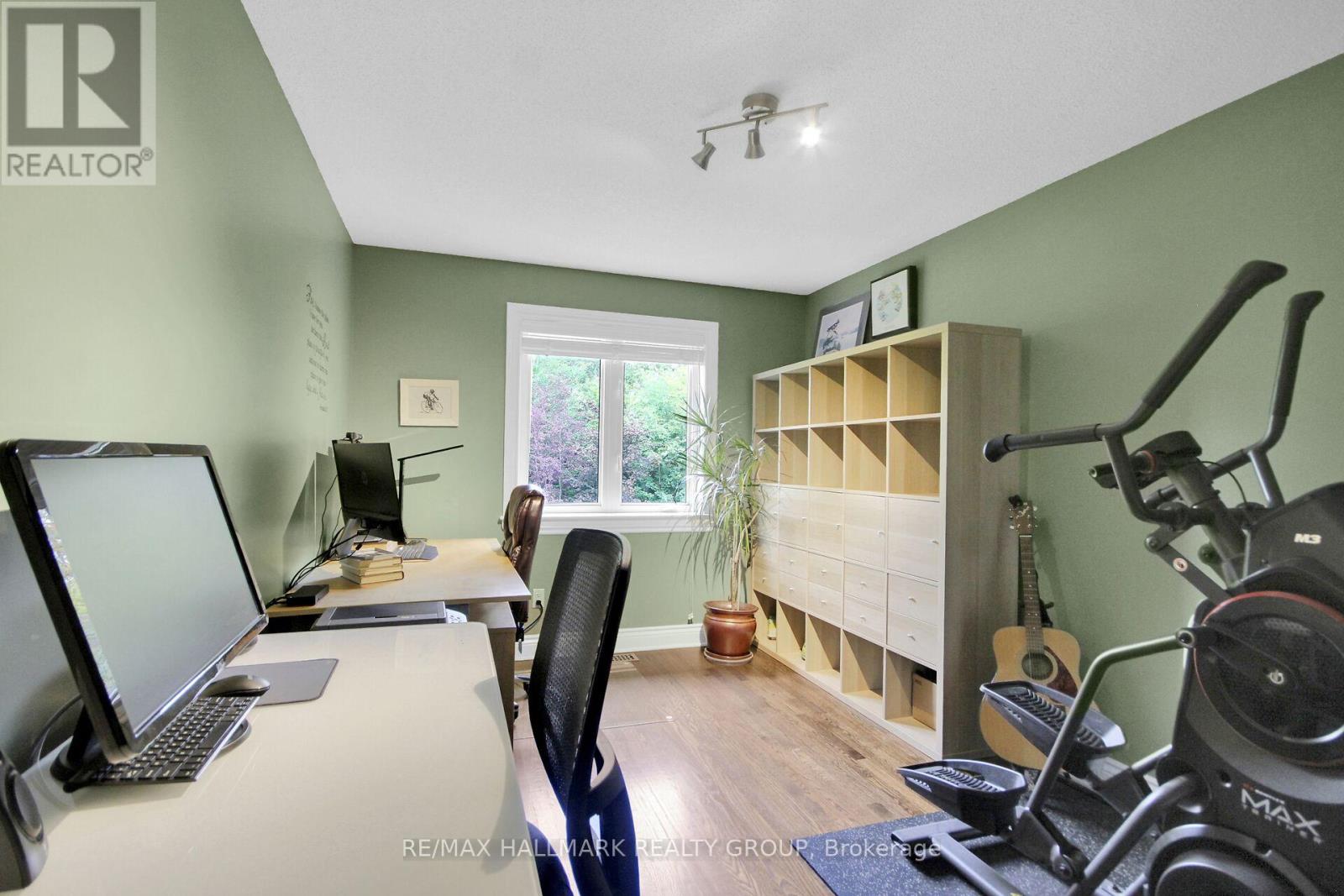 174 TALLTREE CRESCENT - 24