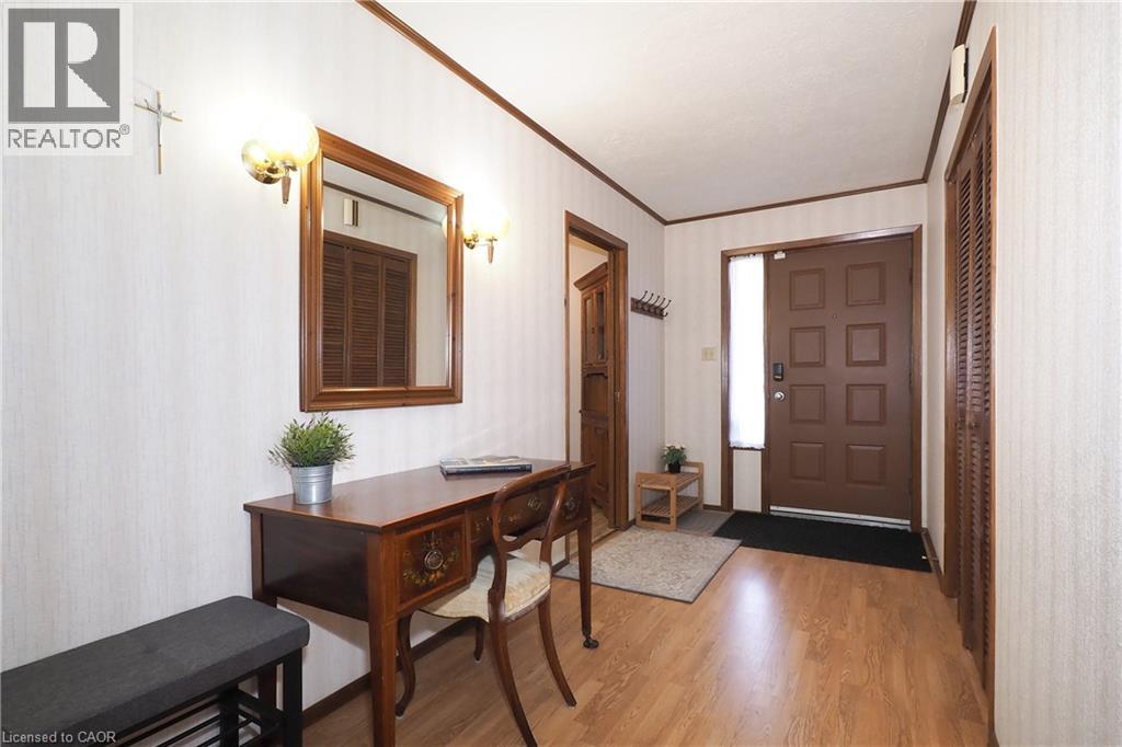 185 SOUTHWOOD Drive, Kitchener — photo 4