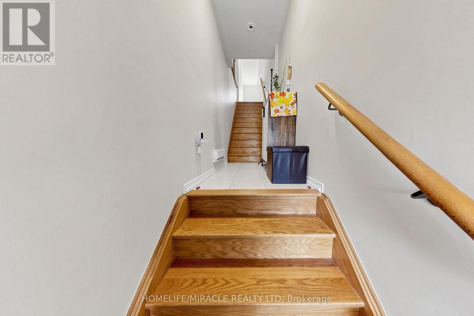 2725 Deputy Minister Path, Oshawa, ON photo 21