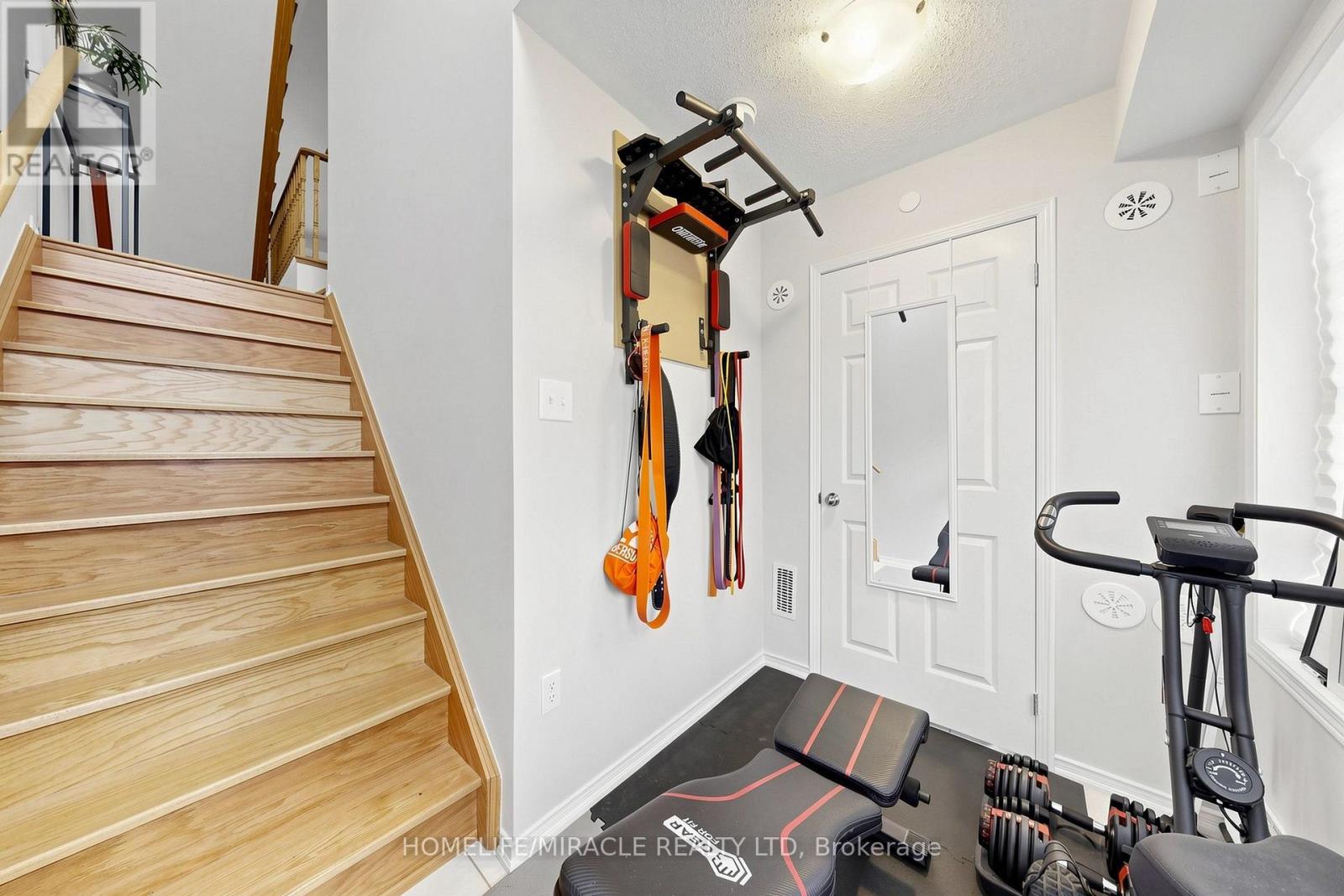 2725 Deputy Minister Path, Oshawa, ON photo 23