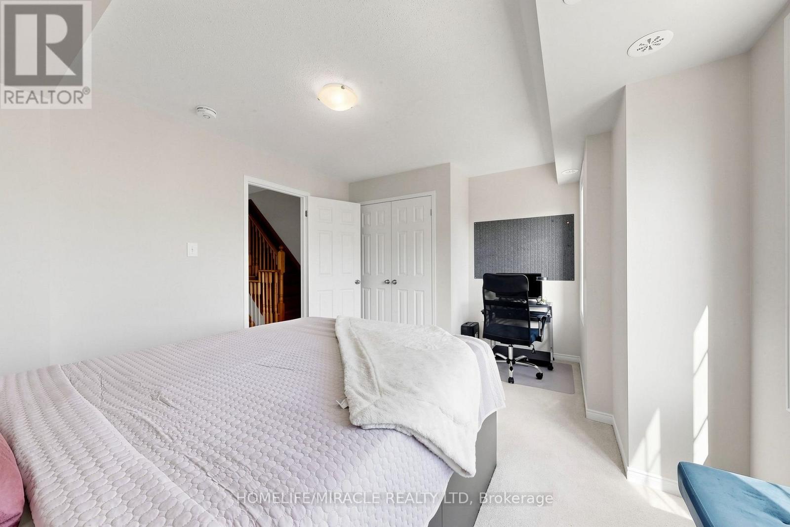 2725 Deputy Minister Path, Oshawa, ON photo 28