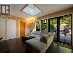 2344 Hyannis Drive, North Vancouver, BC V7H2E6 Photo 13