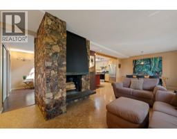 2344 Hyannis Drive, North Vancouver, BC V7H2E6 Photo 14