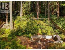 2344 Hyannis Drive, North Vancouver, BC V7H2E6 Photo 21