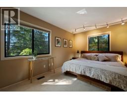 2344 Hyannis Drive, North Vancouver, BC V7H2E6 Photo 23