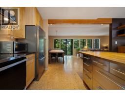 2344 Hyannis Drive, North Vancouver, BC V7H2E6 Photo 9