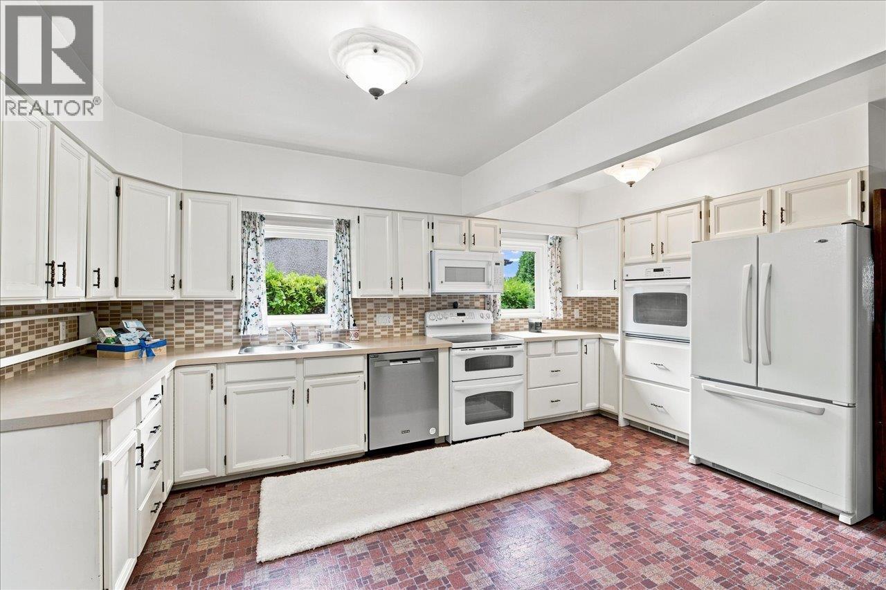 5584 MAPLE STREET, Vancouver — photo 9