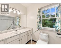 5584 Maple Street, Vancouver, BC V6M3T7 Photo 29