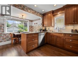 3692 W 19th Avenue, Vancouver, BC V6S1C6 Photo 9