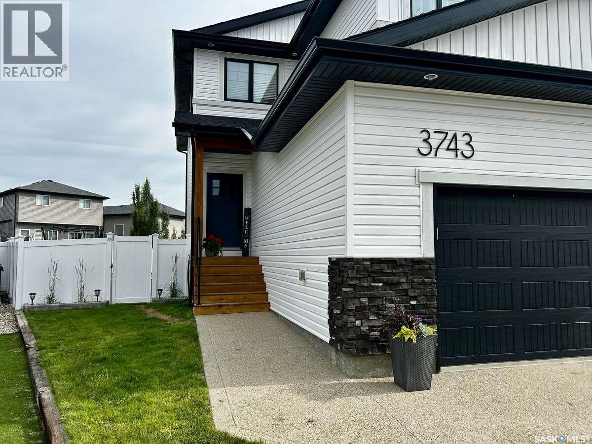 3743 Gee CRESCENT, Regina — photo 2