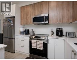405 842 Orono Ave, Langford, BC V9B2T8 Photo 8