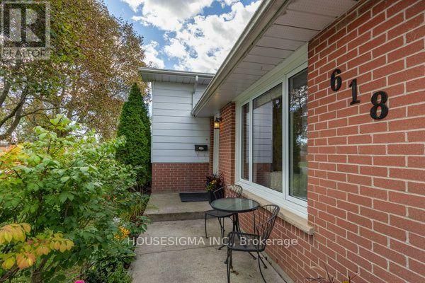 618 AYLMER CRESCENT - Image 37
