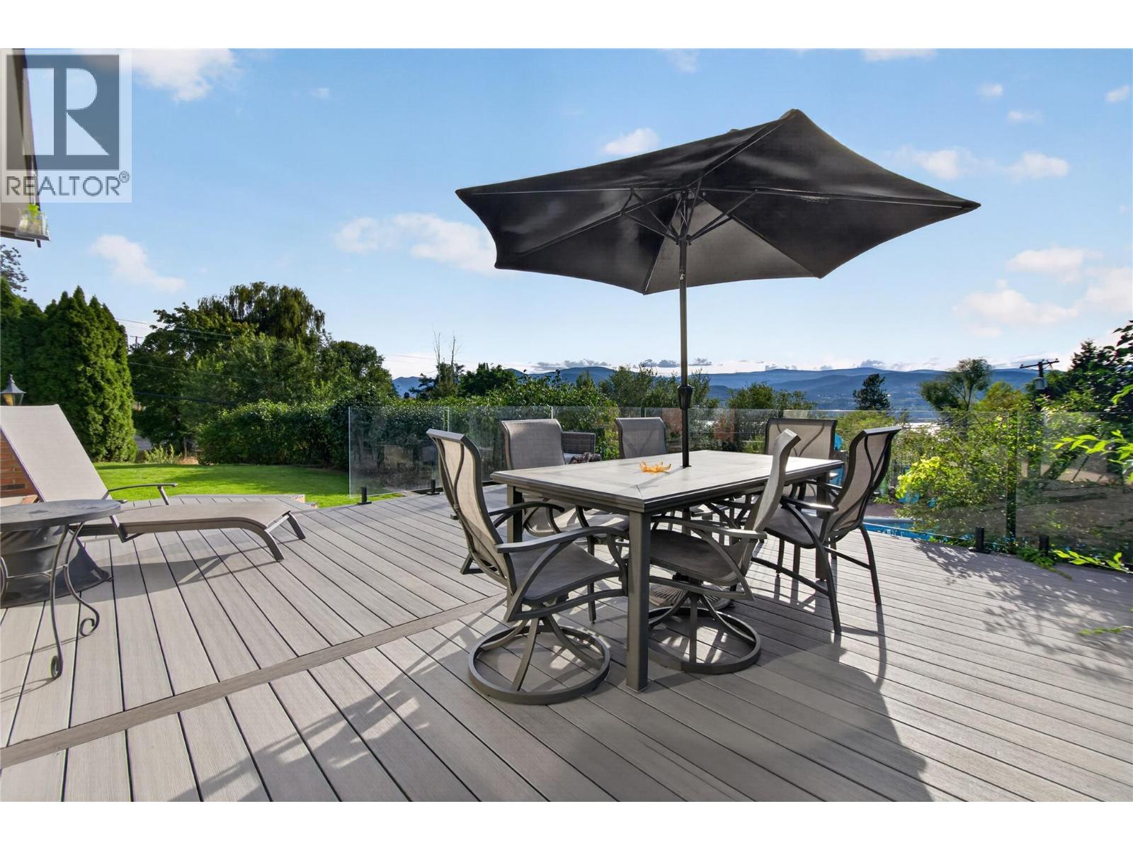 1215 Arawana Road - 21