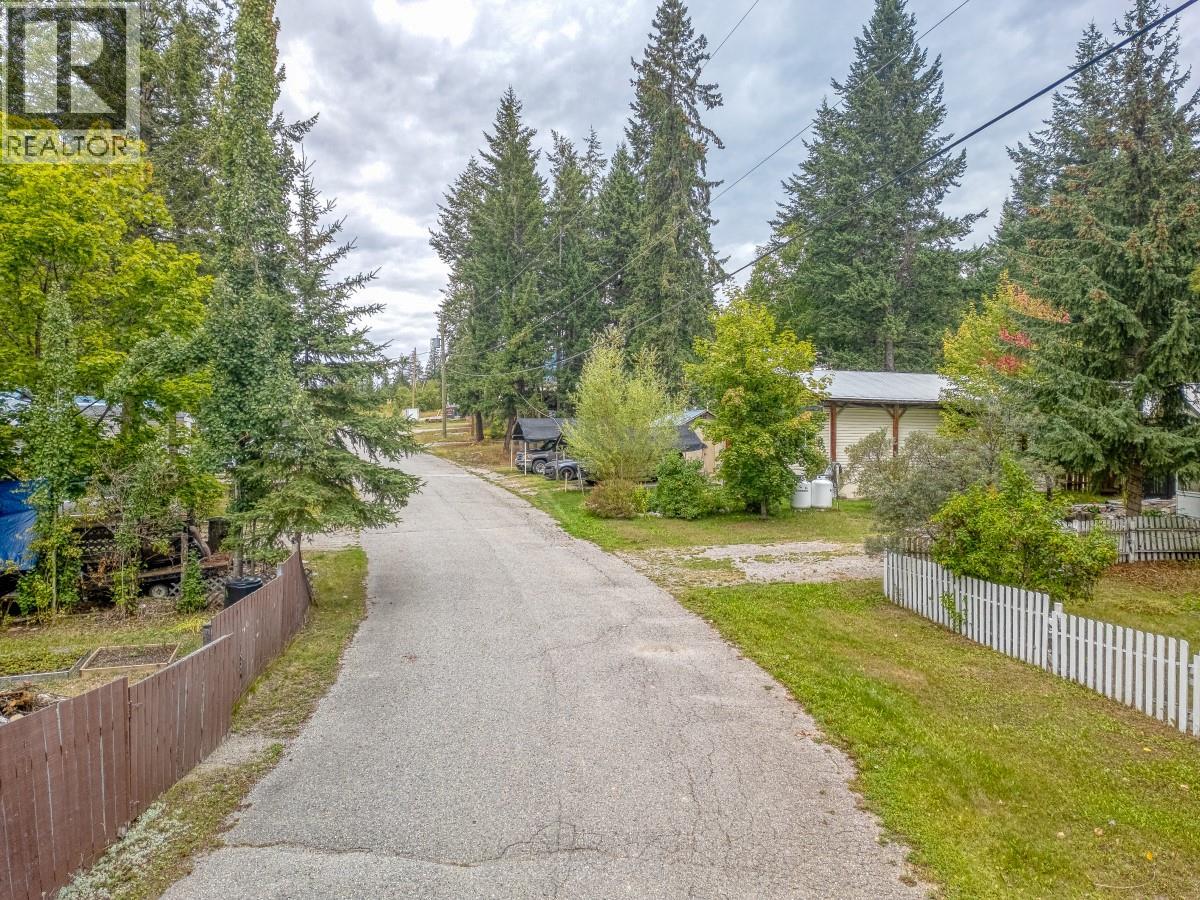 470 Reflection Lake Road, Golden — photo 14